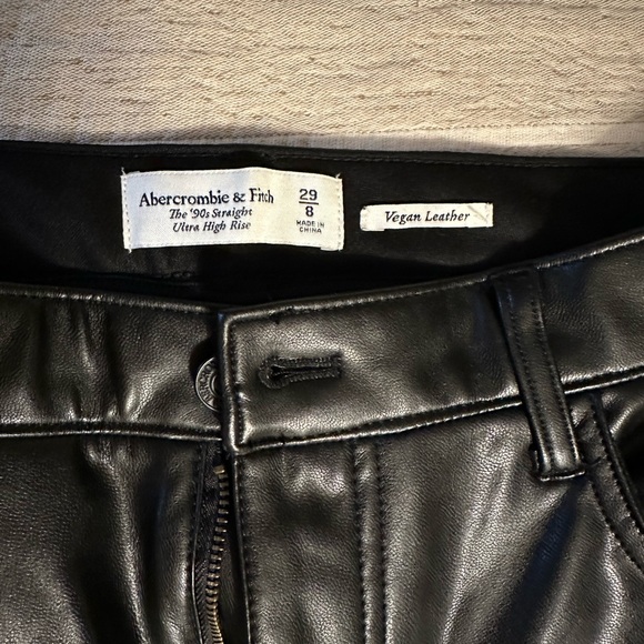 Abercrombie vegan leather pants - Picture 4 of 10